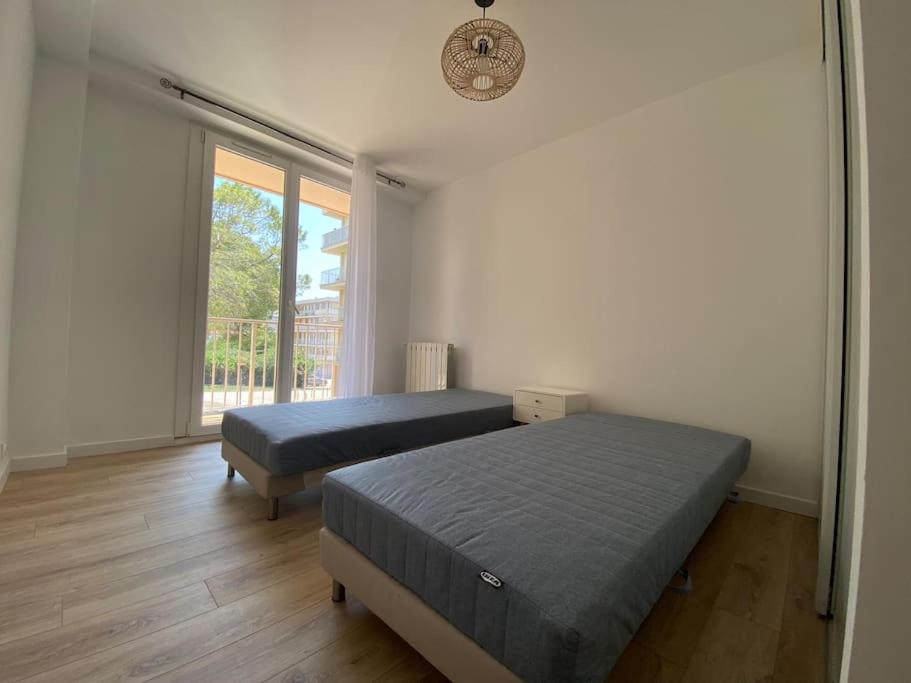 Grand T2 53M2, Proche Plages Et Port , Parking . Apartment La Ciotat Exterior photo