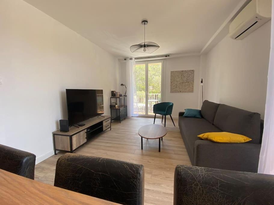Grand T2 53M2, Proche Plages Et Port , Parking . Apartment La Ciotat Exterior photo